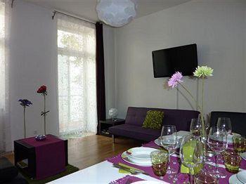 Hotel Modern - Dietrichgasse 3*