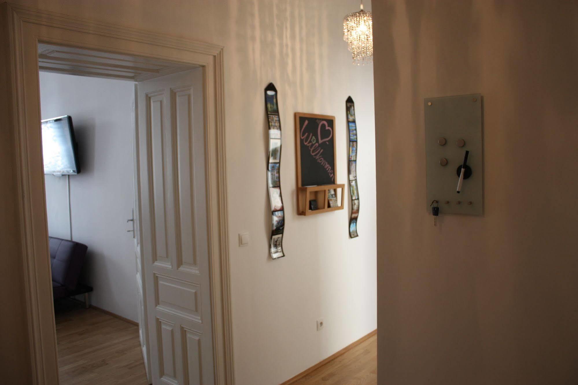 Hotel Modern - Dietrichgasse Vienna
